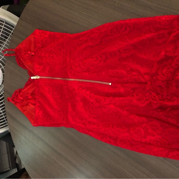 Windsor sexy red dress - Picture 13 of 16